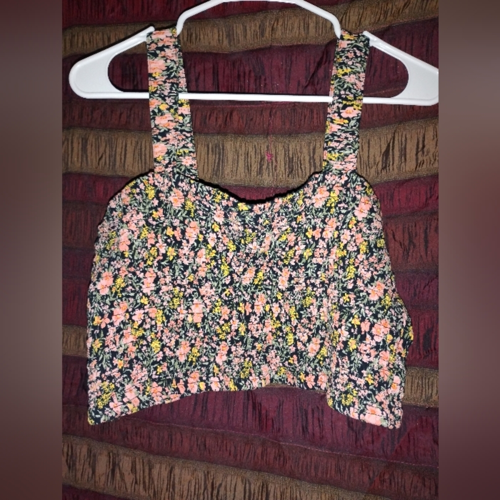 American eagle ruched cropped tank